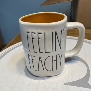 Rae Dunn Feelin Peachy mug